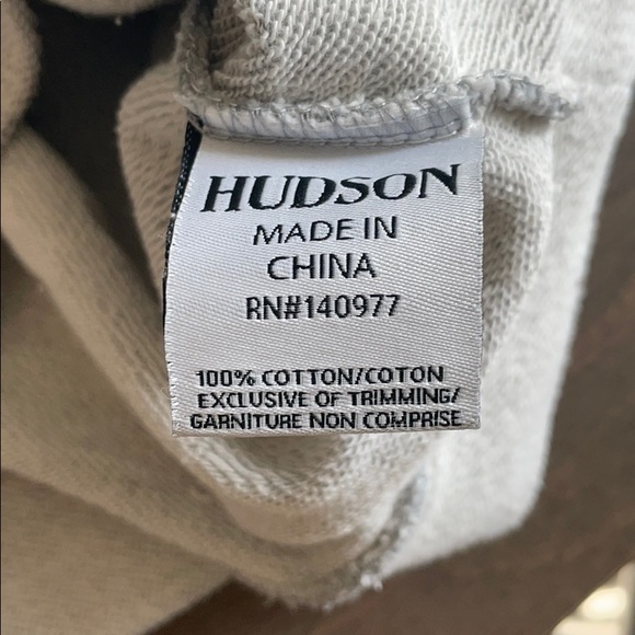 Hudson Gray Top - Picture 7 of 8